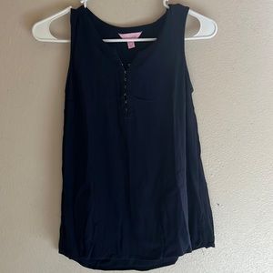 Lilly Pulitzer Navy blue tank top with clasp center. Size XXS